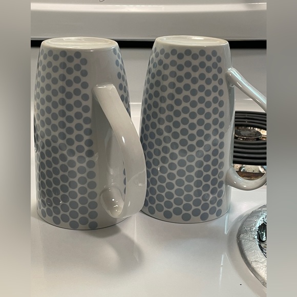 2 Beautiful Matching Mugs Perfect for Couples or BFFs - Picture 2 of 7